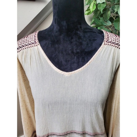 Lucky Brand Women Cream Polyester Round Neck Long Sleeve Pullover Blouse Size M - Picture 3 of 11